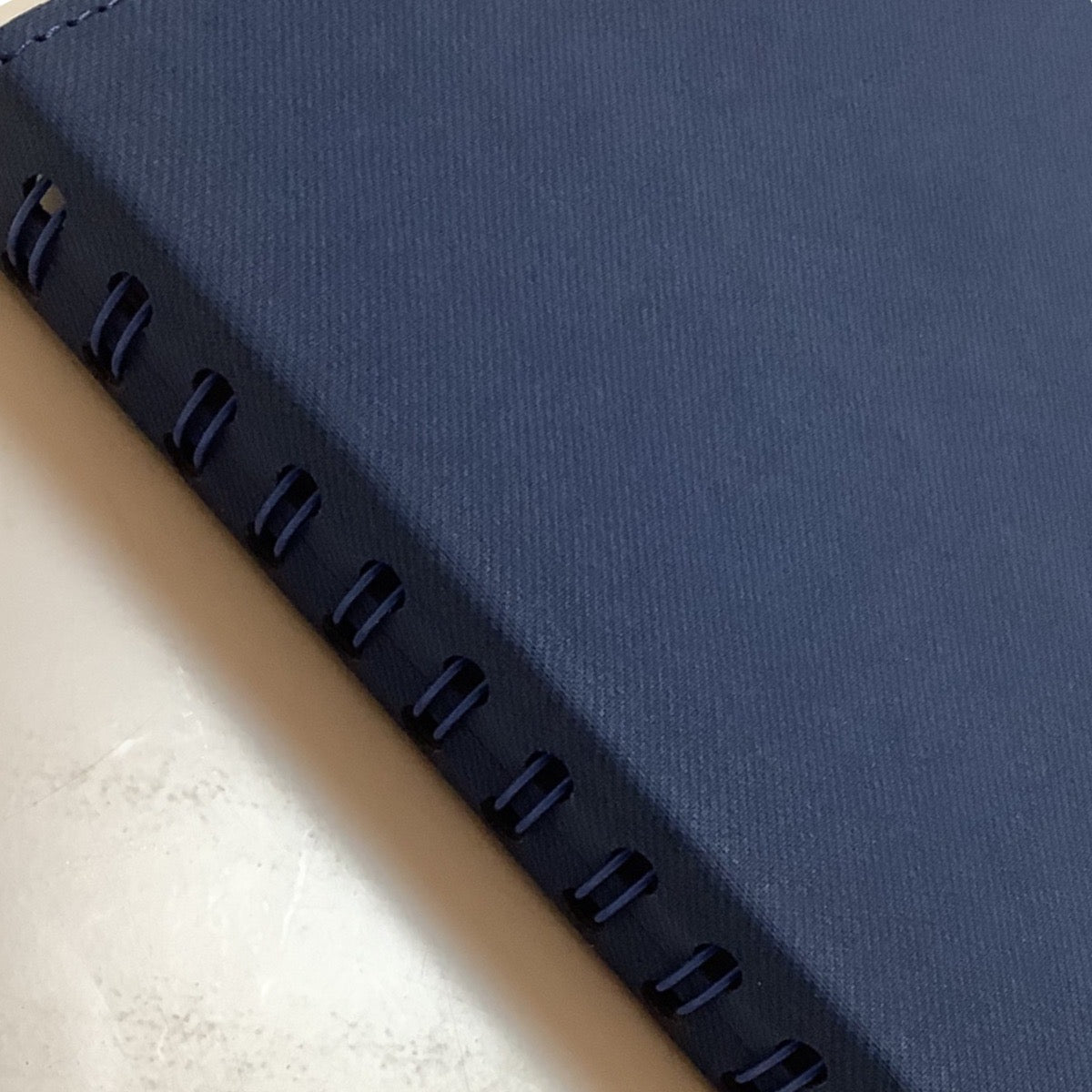 Acar Timex Soft Defter 16*23,5cm 256 Sayfa Yarı Gizli Spiralli Çizgili Lacivert