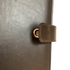 Acar Calyce Termo Deri Mıknatıslı Çıtçıt Patlı 18,5*23 cm 240 Sayfa Tarihsiz Planlayıcı Organizer Siyah