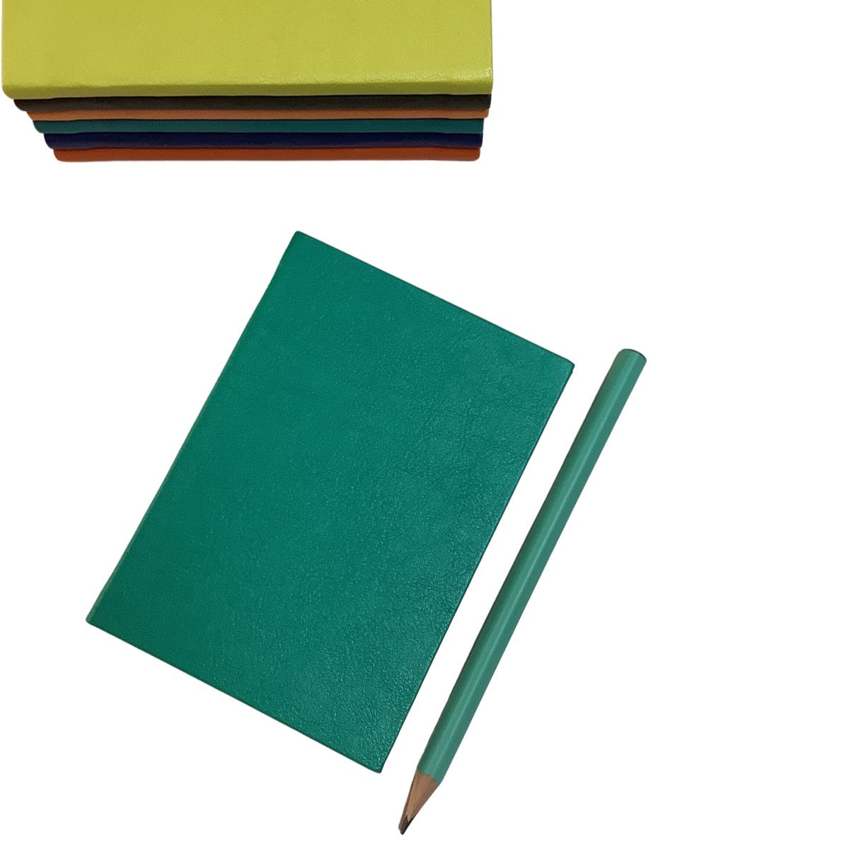 Acar Termo Deri Esnek Kapaklı 10,5*15 cm 160 Sayfa Kareli Defter Yeşil