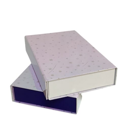 Acar Mıknatıslı Katlanabilir Altın Yıldız Desenli Selefonlu Kutu 22*14*4 cm